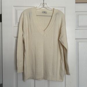 Aritzia The Group Light Birch V-Neck Wool Sweater 2XS